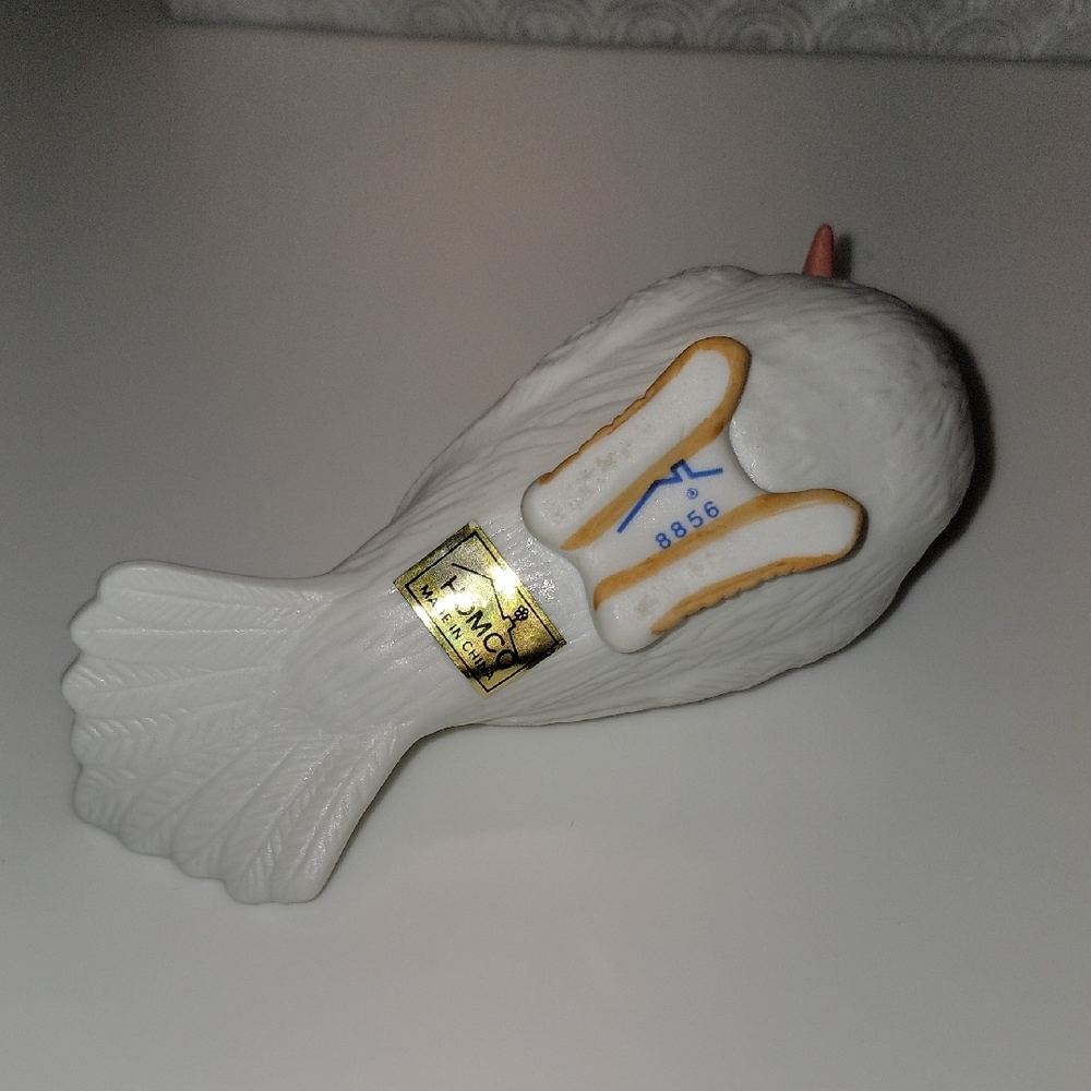 Vintage HOMCO Pair of White Porcelain Dove Love Birds Figurines #8856 - Picture 7 of 9